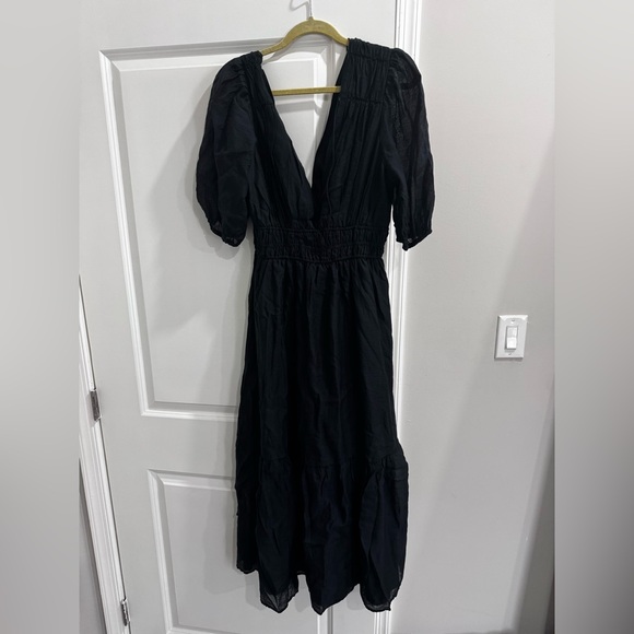 Abercrombie & Fitch Dresses & Skirts - Abercrombie & Fitch Black Long Sleeve Dress